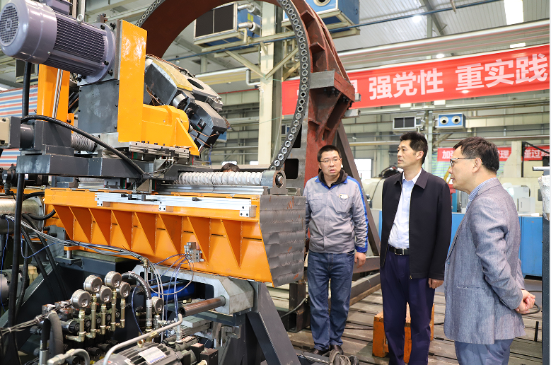 张福伦一行到九游（jiuyou）官方网站集团调研指导工作